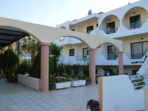 Tivoli Hotel & Apartments