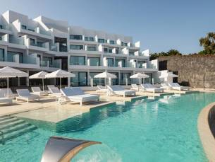 Royal Marina Suites Boutique Hotel