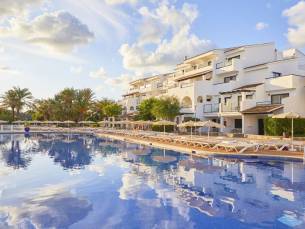 Fergus Style Bahamas