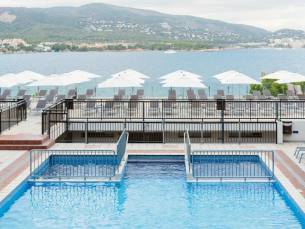 8 daagse vliegvakantie naar Leonardo Royal Hotel Mallorca Palmanova Bay in palma nova, spanje
