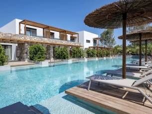 Caravia Beach Hotel & Bungalows