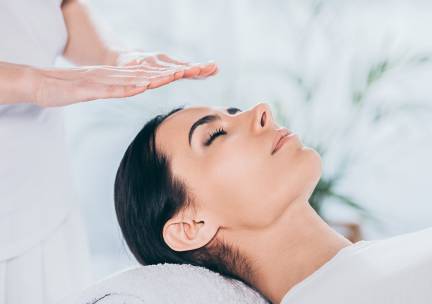 Holistische behandeling naar keuze (30, 60 of 90 min)