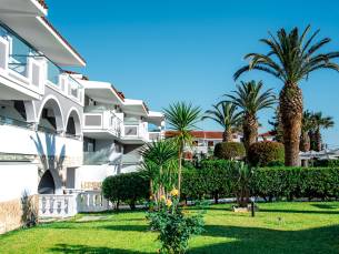 Golden Sun Hotel