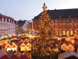 Kerstshoppen in hartje D&uuml;sseldorf incl. LUXE 4*-Crowne Plaza hotel met zwembad incl. ontbijt en welkomstdrankje!