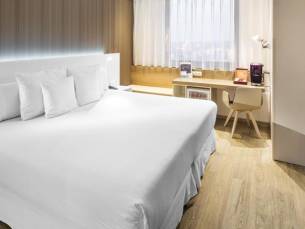 Hotel Occidental Praha 4