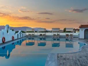Apollo Hotel