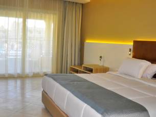 Hotel Titanic Royal Resort