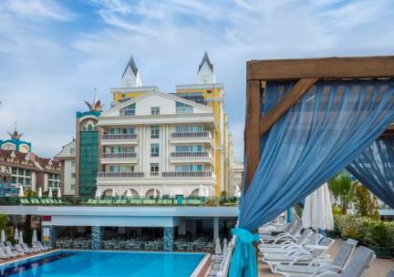 Hotel Dream World Resort & Spa