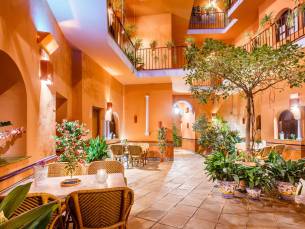 Hotel Patio de la Alameda