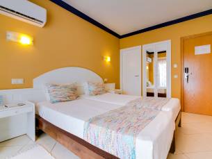Atismar Hotel