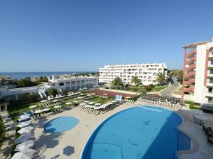 Ukino Family Palmeiras Village