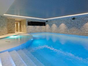 Luxe 4*-Van der Valk hotel met zwembaden bij Nijvel en Waterloo incl. ontbijt