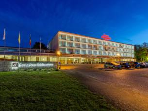 Luna Arcos Hotel