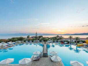 Hotel Roda Beach Resort en Spa