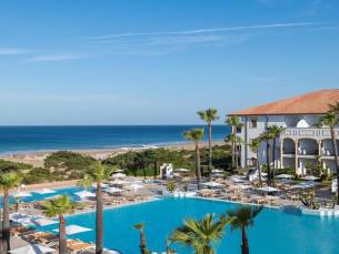 8 daagse vliegvakantie naar Iberostar Selection Andalucia Playa in chiclana de la frontera, spanje