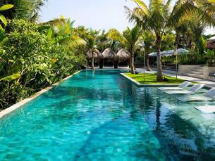 Komune en Beach Club Bali