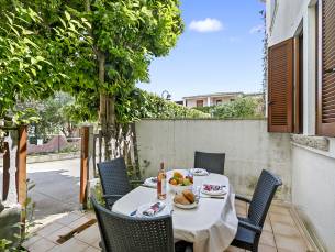 Bilo Danilo Few Minutes From Sea