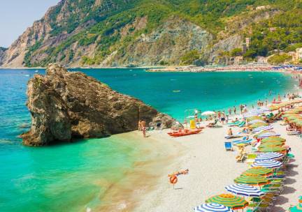 Ervaar 'La Dolce Vita' tijdens een onbezorgde autovakantie naar de zonnige Ligurische Bloemenrivi&egrave;ra o.b.v. halfpension