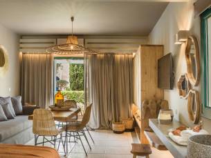 Avithos Resort