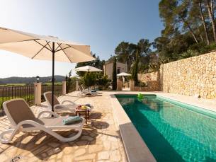 Eco Finca Can Alegria with pool