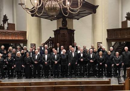 Concertkoor KOV en Naska - Mozart in de Martini in Groningen