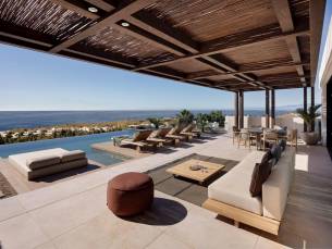 Royal Hideaway Corales Villas