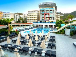 White City Beach Hotel