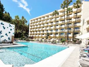 Zon, zee en zaligheid in Torremolinos incl. vlucht en ontbijt of halfpension of all-inclusive