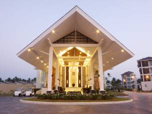 Kantary Beach