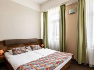Star City Hotel