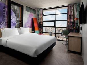 Verblijf in een LUXE 4*-hotel in het sfeervolle Amsterdam met WELLNESS incl. ontbijt & NS treinretour