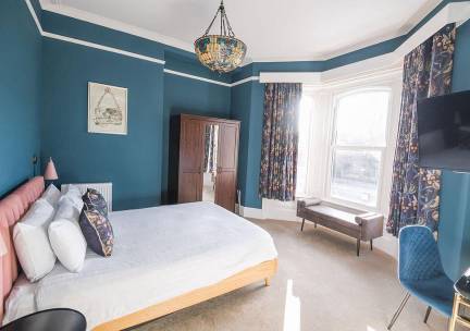 8 daagse vliegvakantie naar The Elizabeth House in southampton, groot-brittannie