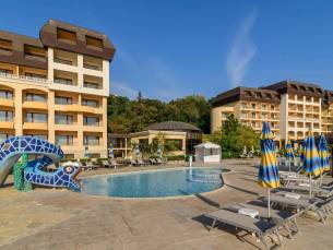 HVD Riviera Beach Hotel