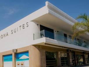 Appartement BLUESEA Dimona SuitesToe Aan Zon, Strand En Ontspanning Aan De Costa Del Sol? Verblijf Dan In Het Comfortabele Appartement BLUESEA Dimona Suites In Torremolinos. Dit Fijne Appartementencomplex Ligt Op Korte Loopafstand Van Het Strand En D