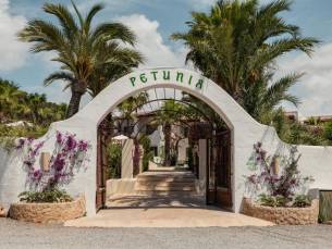 Petunia Ibiza, a Beaumier Hotel