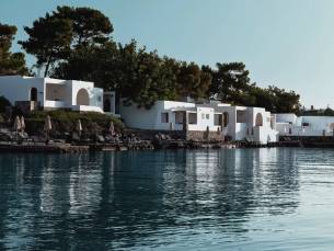 Minos Beach Art Hotel