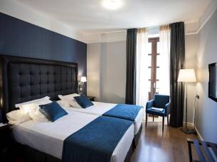 8 daagse vliegvakantie naar La Casa de La Trinidad in granada, spanje