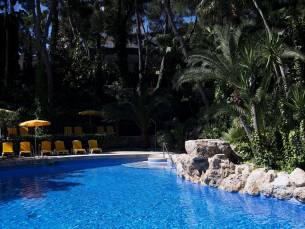 Hotel BonSol Resort & Spa