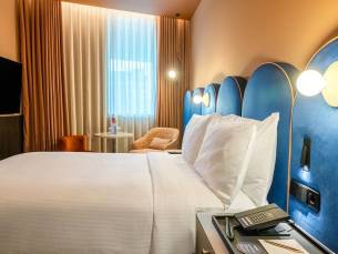 Cenica Porto Curio Collection by Hilton