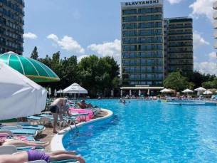 Slavyanski Hotel