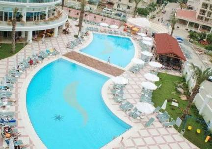 Pineta Park Deluxe Hotel