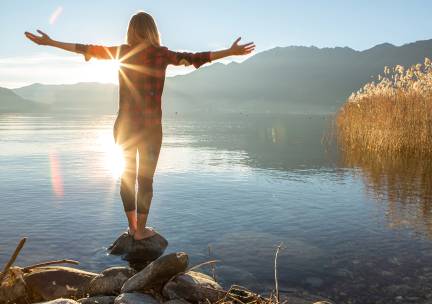 NEI therapie, familieopstelling, hypnosessie, stress release-sessie, hoofdmassage en meer