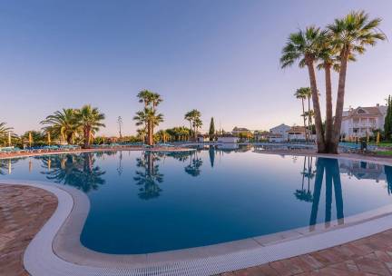 Golden Club Cabanas