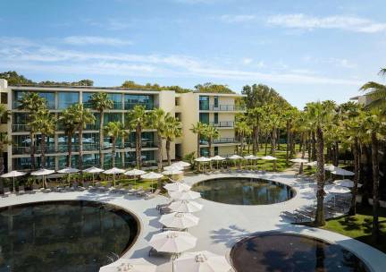 Salgados Palm Village