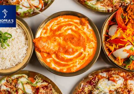 Indiase thali of 3-gangen keuzediner bij ChopraÂ´s Indian Restaurant