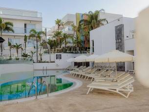 Tasia Maris Oasis Hotel