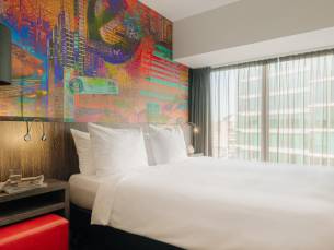 4*-hotel in het centrum van Eindhoven incl. ontbijt en NS treinretour