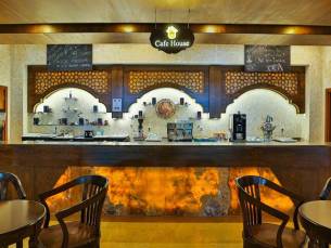 Hotel Crystal Sunset Pearl Collection