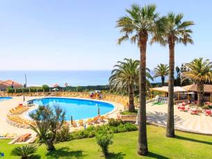 8 daagse vliegvakantie naar Jardim Do Vau in praia do vau, portugal