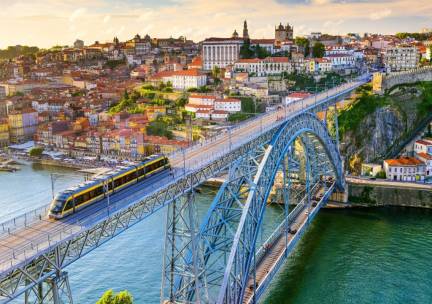 Luxe 5*-stedentrip naar Porto incl. vlucht en ontbijt